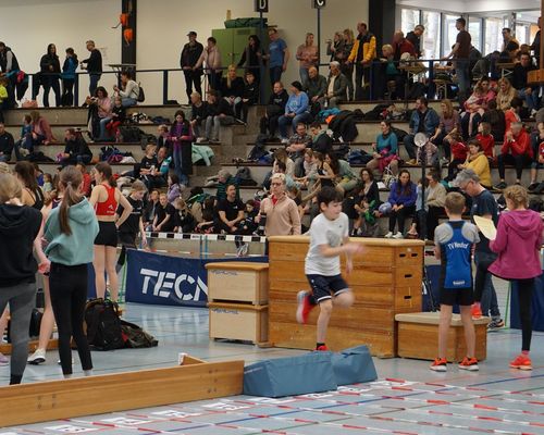 Kreis-Hallenmeisterschaften in Neuhof – Eine rundum gelungene Veranstaltung!