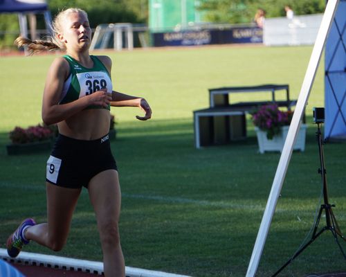 Läufermeeting Borken – Maja Severloh vom Hünfelder SV läuft mit neuer persönlicher Bestzeit auf Platz 3 der Hessischen Bestenliste über 5.000 Meter