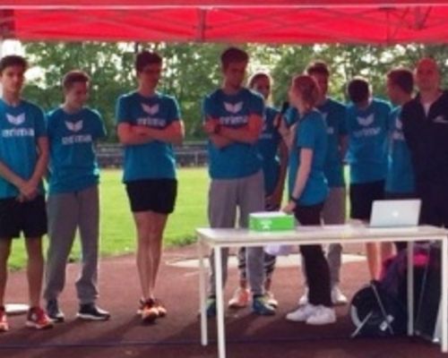 Siegerehrung des ERIMA Nachwuchslaufcups
