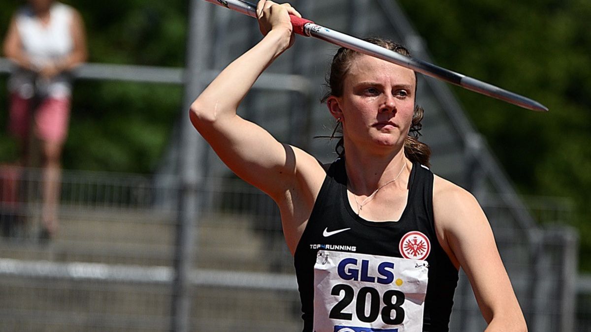 Lilly Urban (Eintracht Ffm.), Speer