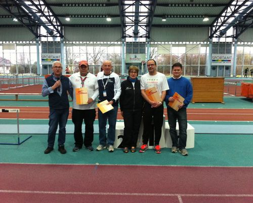 Der Leichtathletikkreis ehrt langjähige Kampfrichter