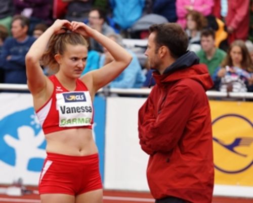 Ratingen: Schäfer gewinnt, Bestleistung für Grimm