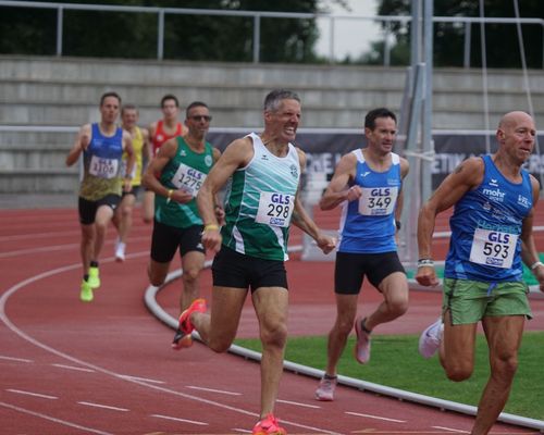 Deutschen Masters-Meisterschaften im Volkspark-Stadion Gotha - Heidi Reichenauer vom TV Flieden und Nils Milde vom Hünfelder SV am Start